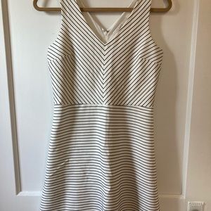 LOFT White & Black Chevron Striped Dress in 6P